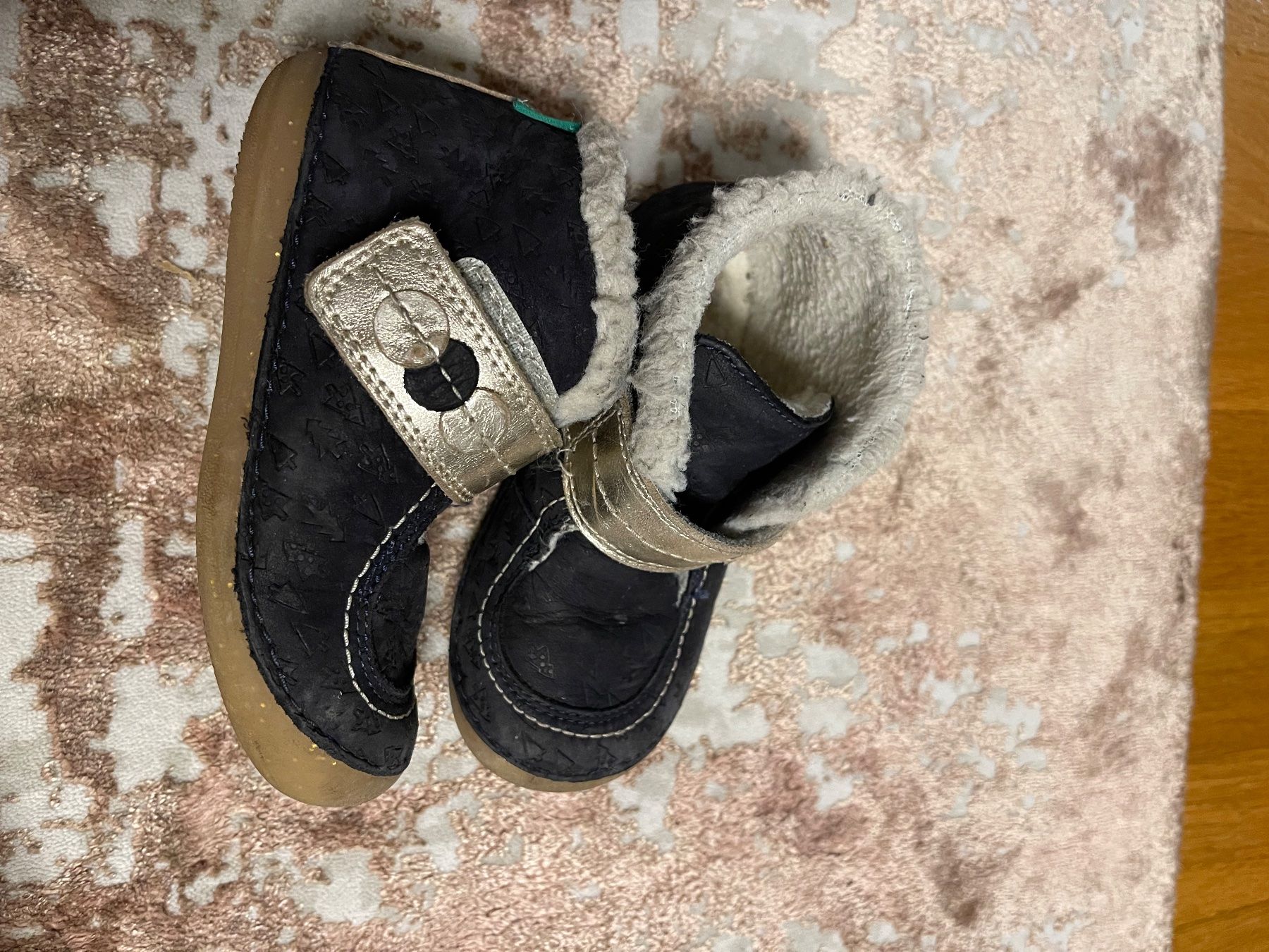 Kickers Scarpe per ragazze: Kickers Schuhe Mädchen 25 Grösse – Usato da Wetzikon ZH venduto da Em_Sa 1
