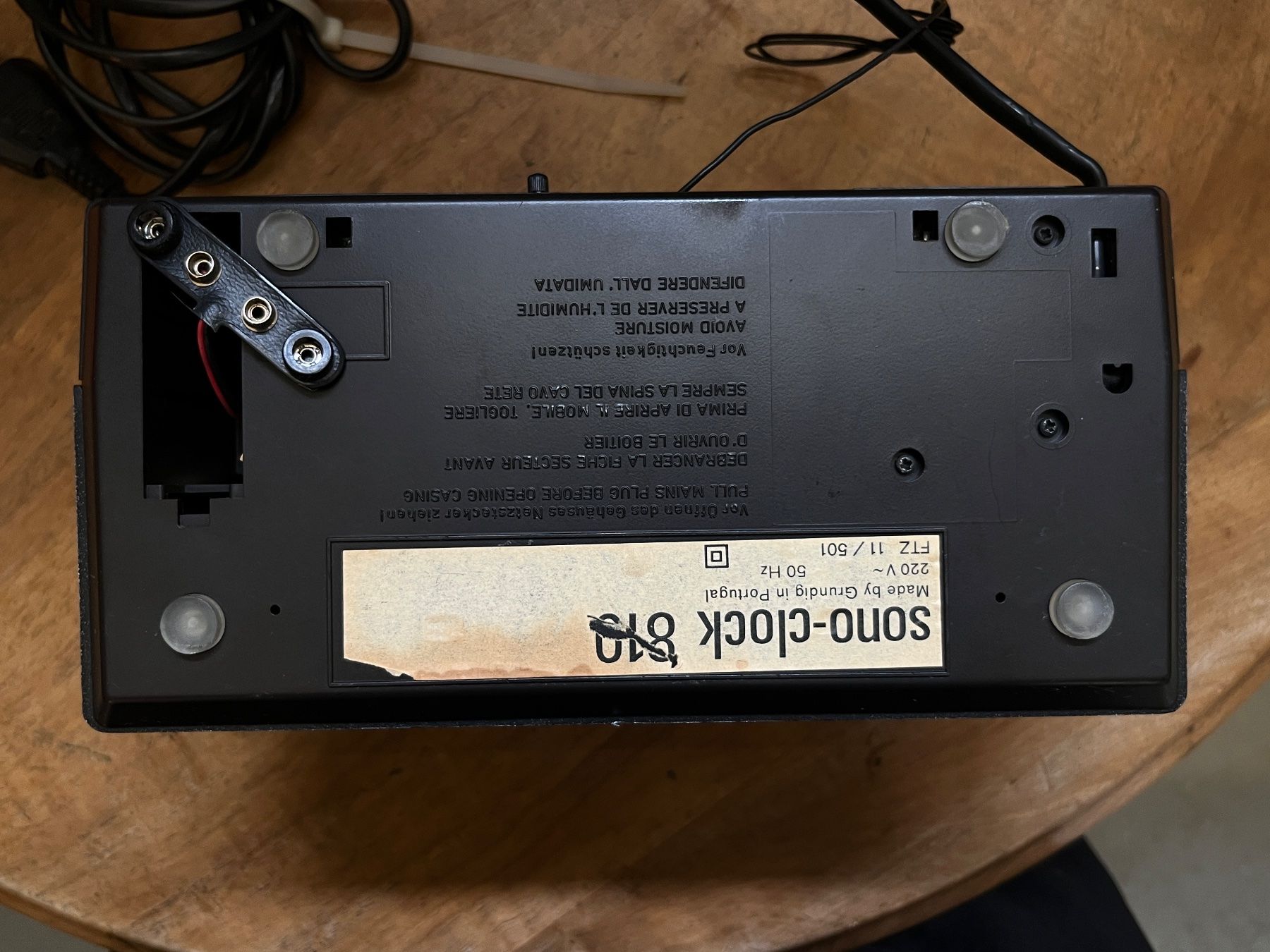 Grundig Radios: Grundig Sono Clock 810 – Gebraucht aus Otelfingen von Yossi-68 5