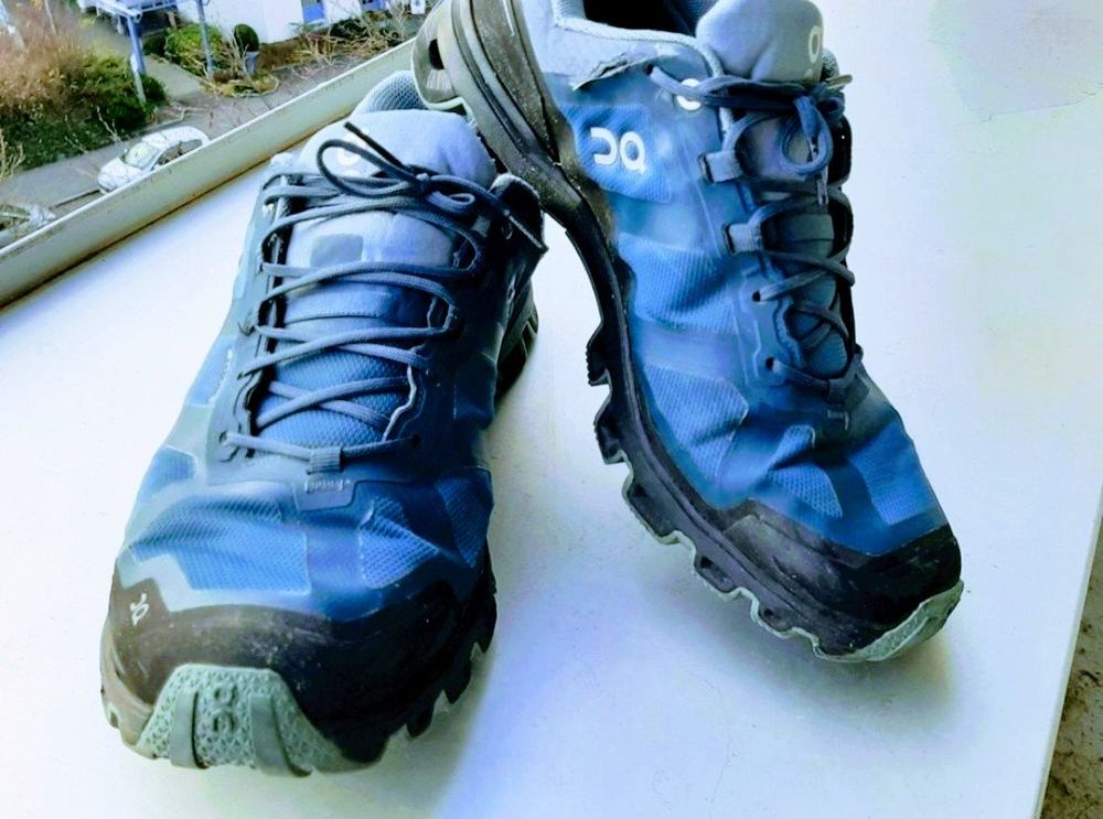 On Schuhe Kaufen auf Ricardo