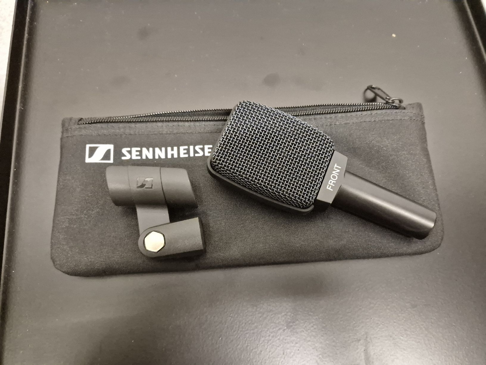 Sennheiser Microphones: Microphone Sennheiser e606 dynamique avec pochette – D'occasion à Prilly par theyuls 2