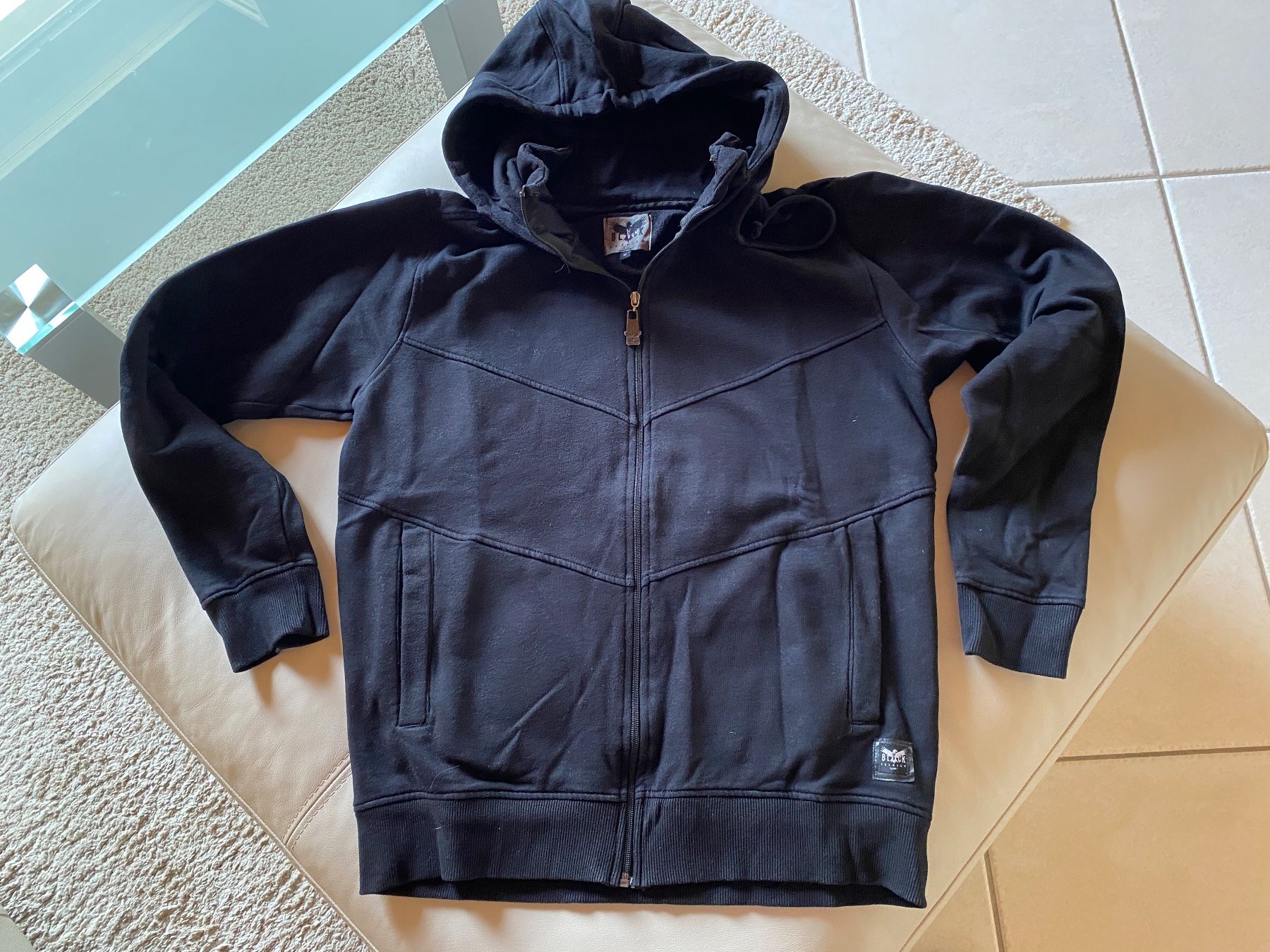 Pullover & Sweatshirts: EMP Back Premium Hoodie – Neu (gemäss Beschreibung) aus Jona von Kigwuahon