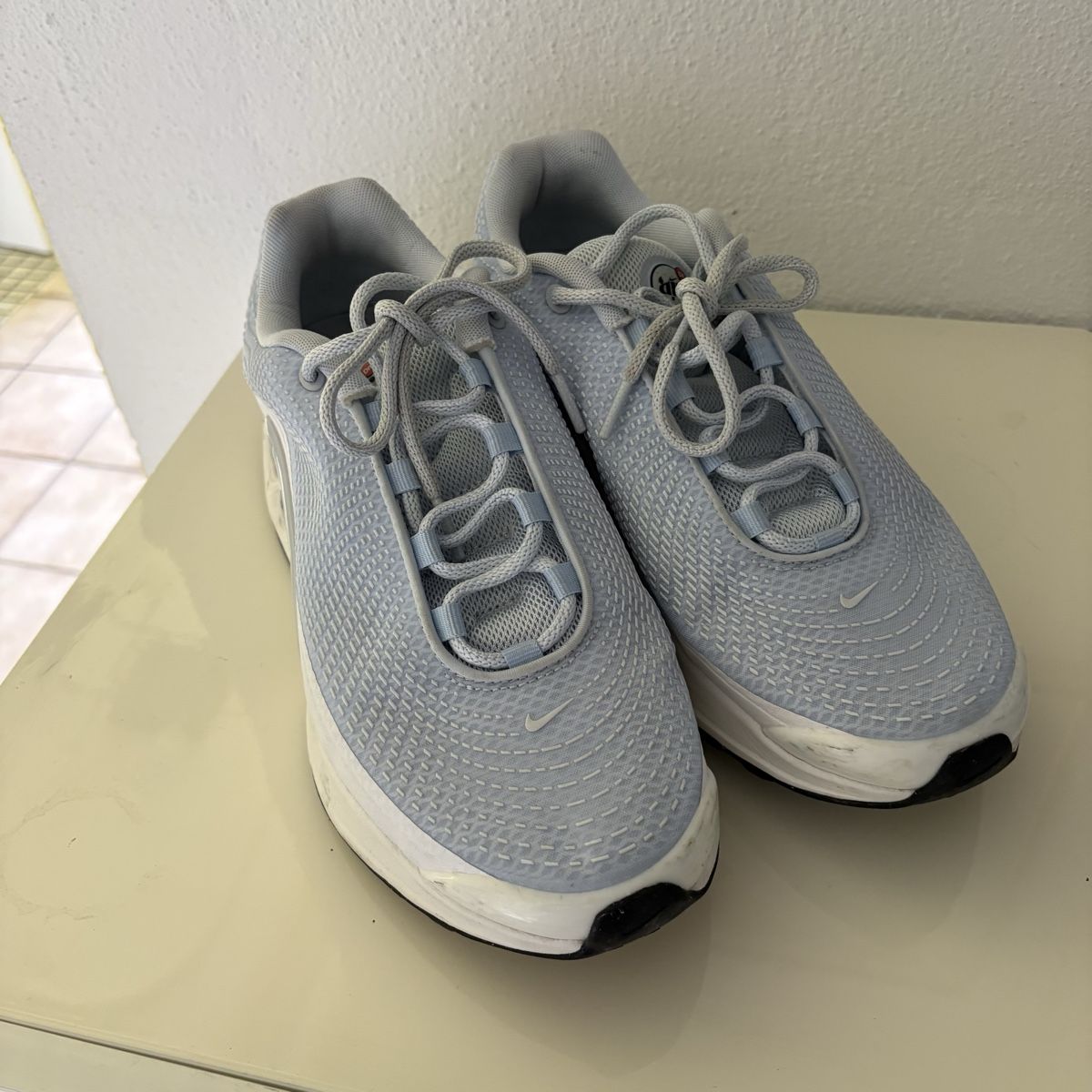 Nike Scarpe da uomo: Nike Air Max DN Wmns – Usato da Winterthur venduto da LaBodega 1