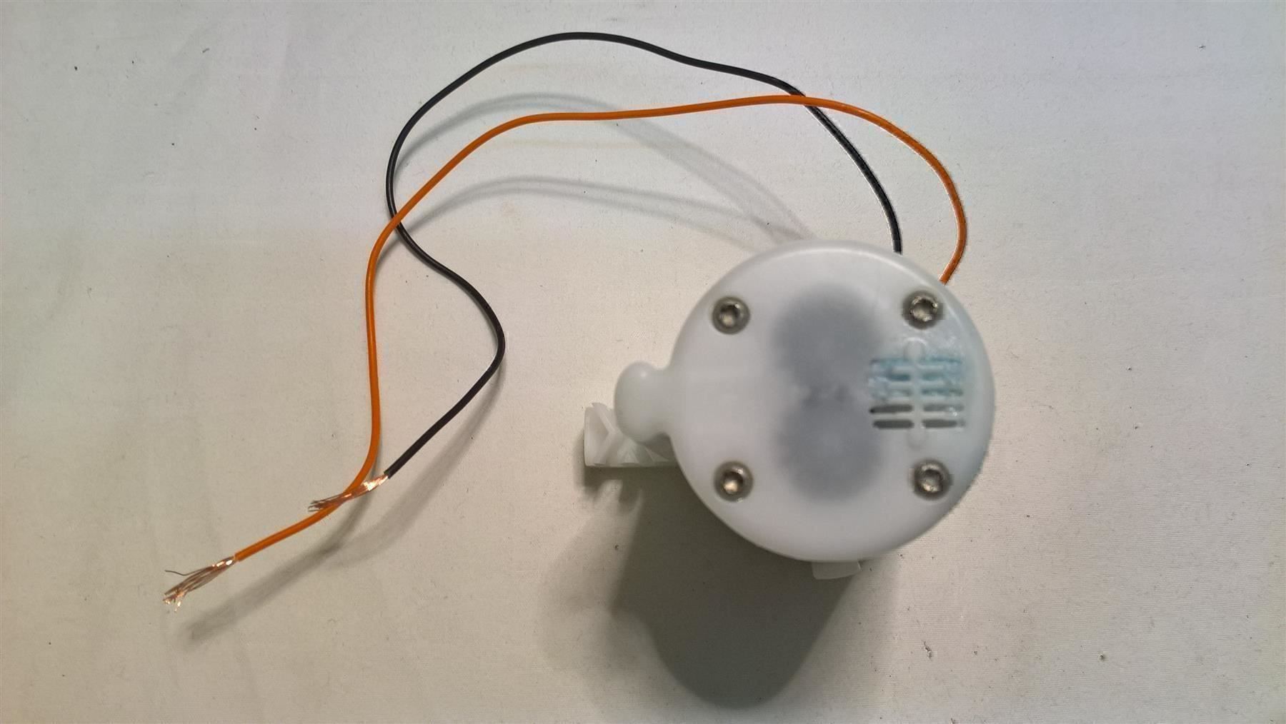 Sonstige Elektronik: Kleine Zahnrad Pumpe ca. 12V DC – Gebraucht aus Glarus von Mdelphi 4