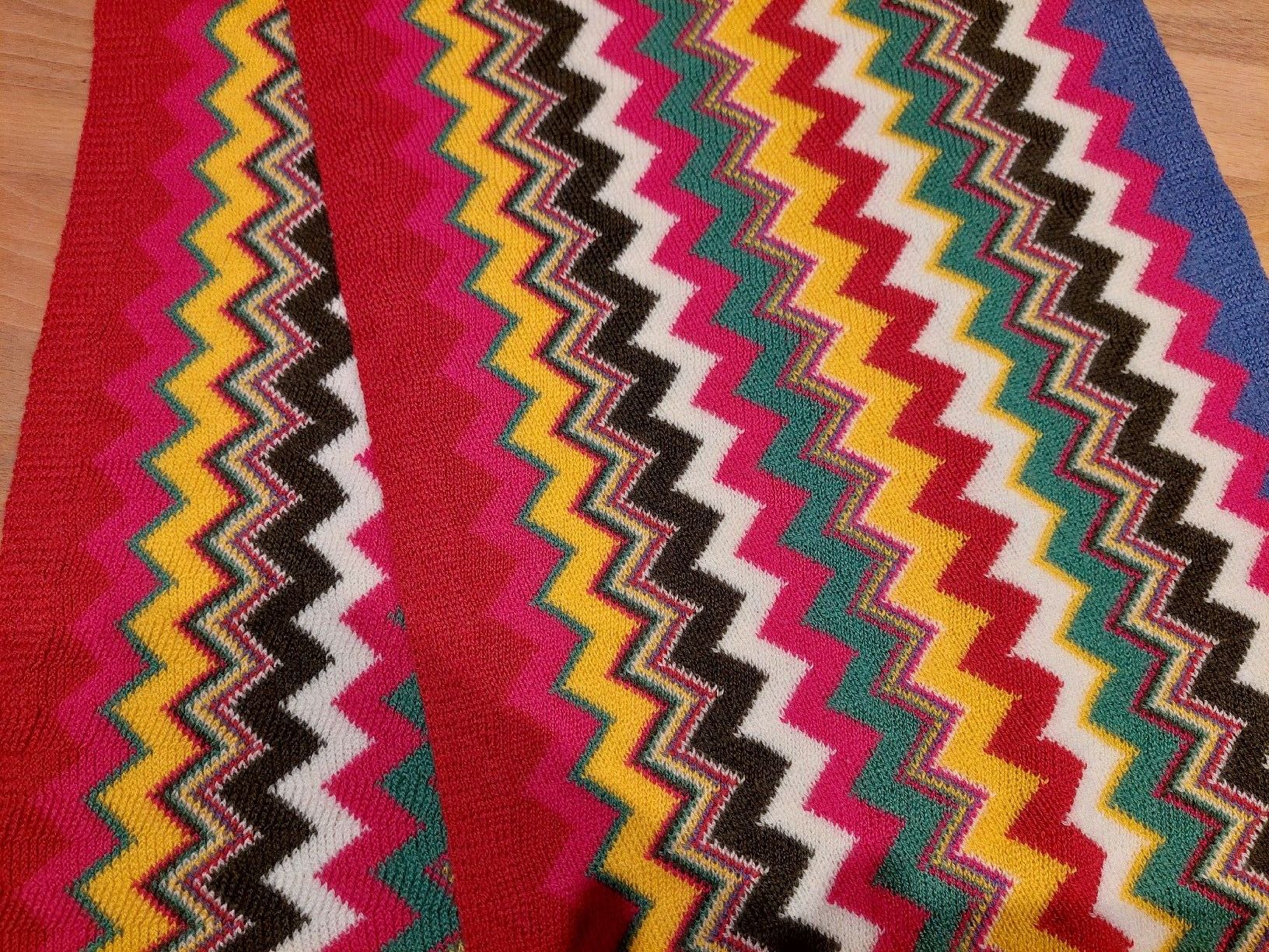 Bogner Foulards, Tücher & Schals: Bogner Schal, 100% pure Lambswool, Made in Germany – Gebraucht aus Brunnen von Livianda 1
