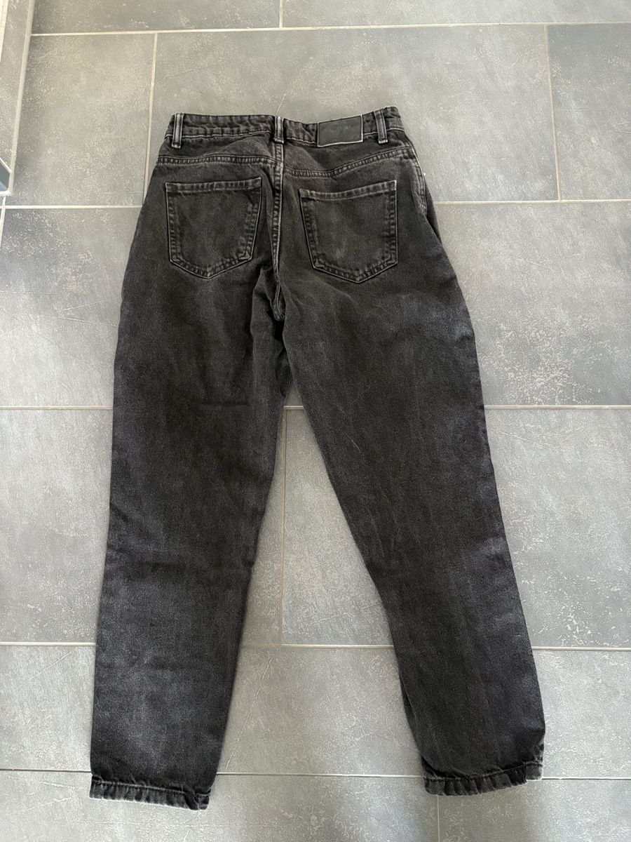Jeans: Schwarze Jeans gr. 36 – Usato da Schwarzenbach SG venduto da Manmar 1
