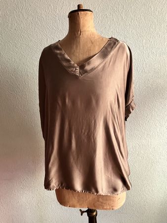 Haut NATASHA PARIS beige taille M bon état