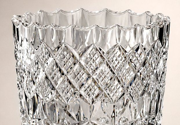 Vase & Récipients: Glasvase mit Kristallglas-Optik – D'occasion à Stein am Rhein par webwombat 1