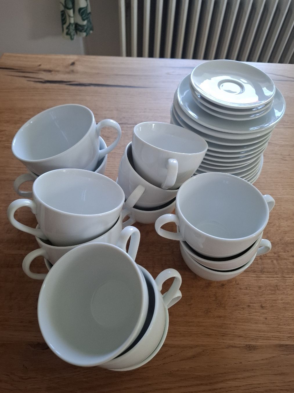 Ikea Set di piatti: Kaffeetassen Set IKEA weiss gebraucht – Usato da Windisch venduto da SamTheCam