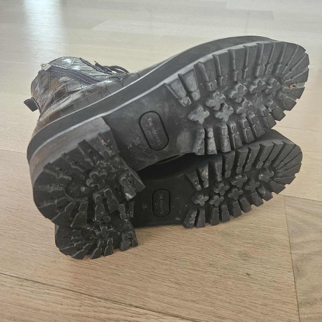 Scarpe da donna: The Kopples Plateau-Stiefel, Grösse 38 – Nuovo (secondo la descrizione) da Biel-Benken BL venduto da JanFlu 2