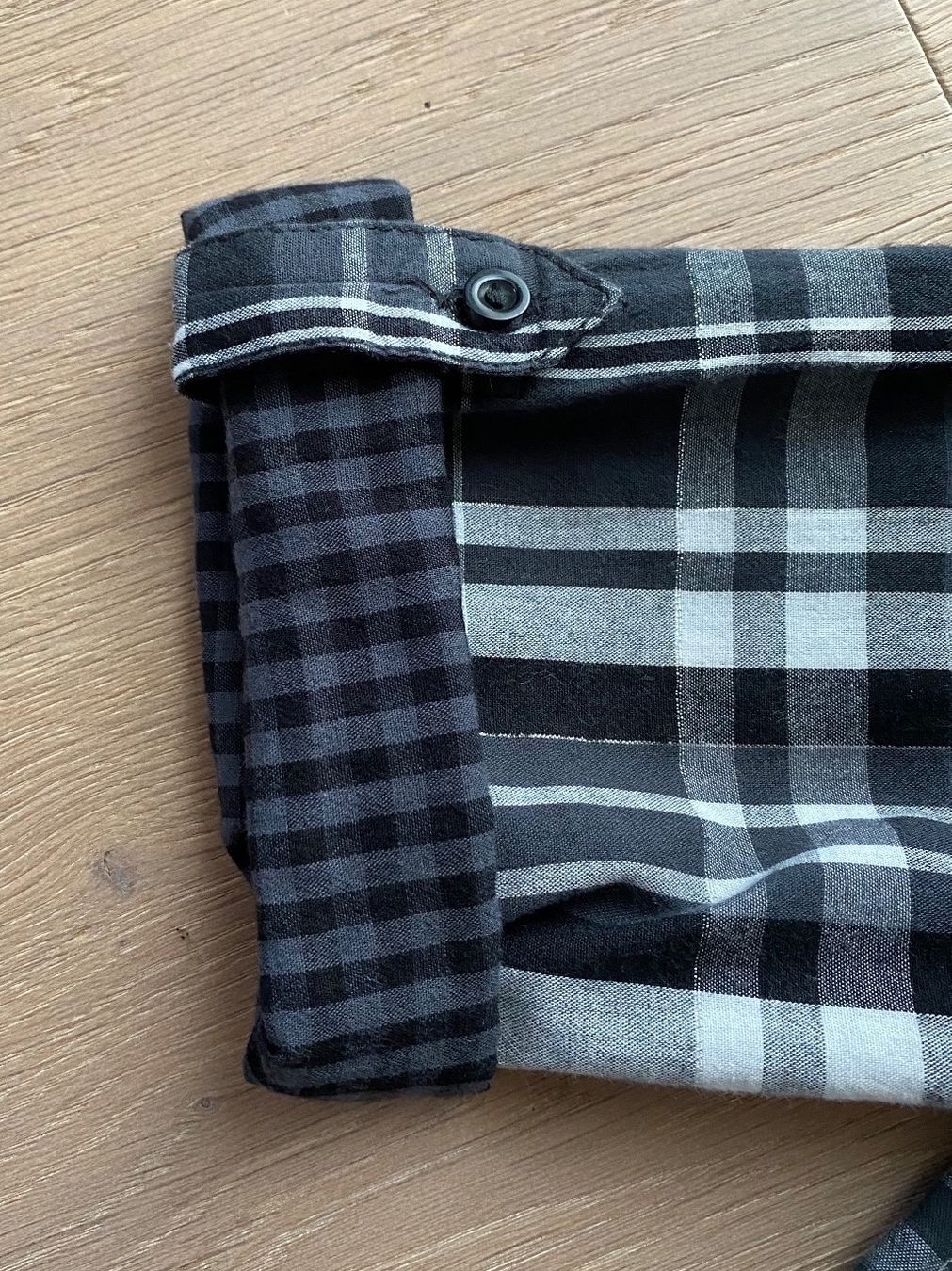 H&M Blusen, T-Shirts & Tops: Neue schwarz/weisse Mädchenbluse Grösse 170 – Neu (gemäss Beschreibung) aus Winkel von Flyhy2020 3