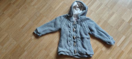 Kuschelige gefütterte Strickjacke (Gr.86)
