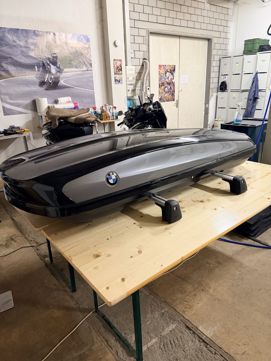 Box da tetto: Original BMW Dachbox 520 mit Dachträgern – Usato da Wagenhausen venduto da Cat81blau 1