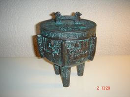 Vase bronze style chinois décoratif antique