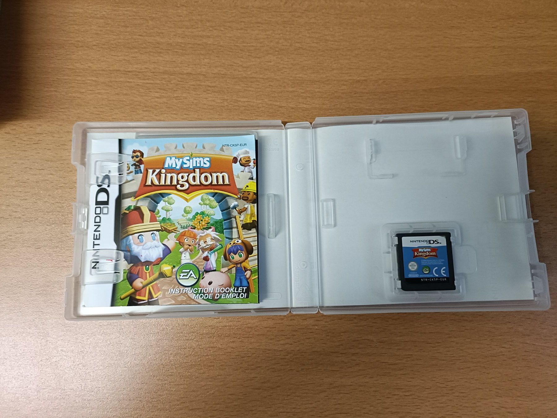 Nintendo Giochi: My Sims Kingdom Nintendo DS – Usato da Köniz venduto da Gamecollect 1