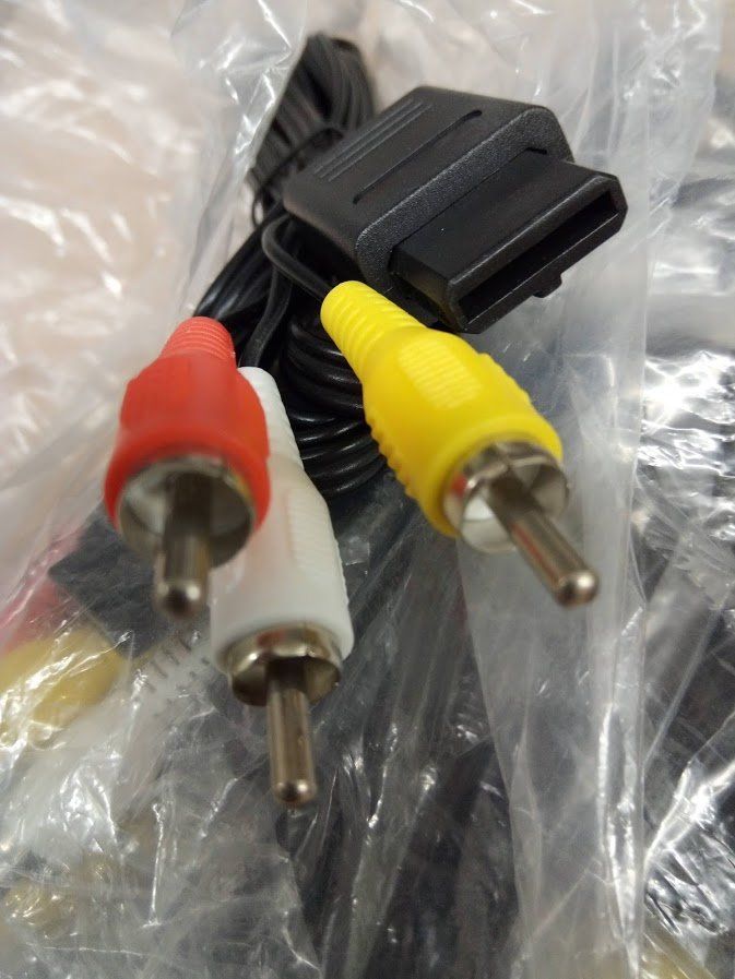Cavi: AV Cable for Nintendo Wii Console RCA Cable Audio Video TV – Nuovo e nell'imballaggio originale da Ermatingen venduto da rik4rdo