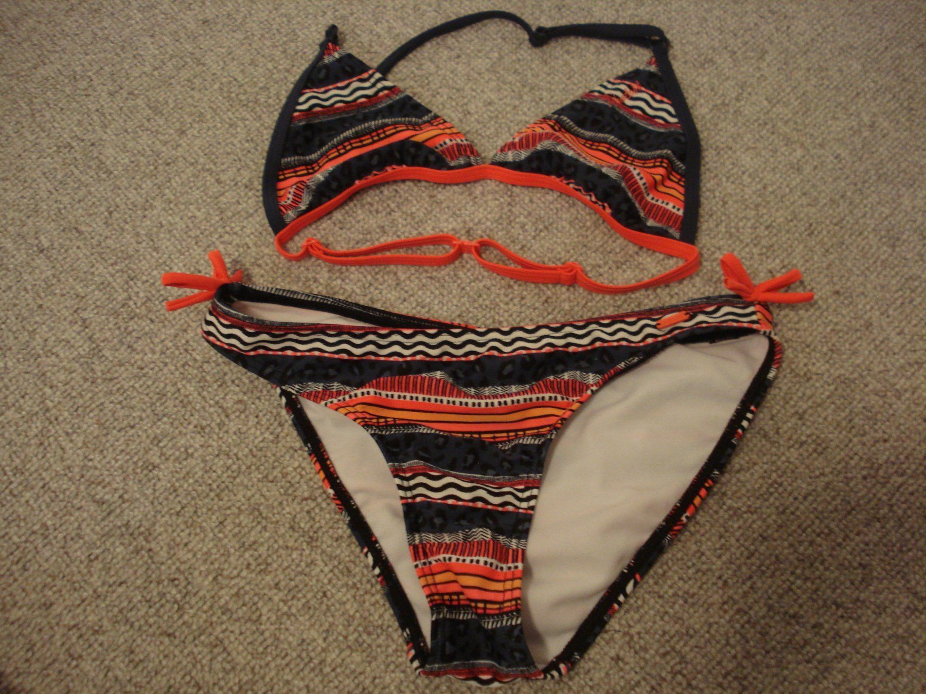 Protest Costumi da bagno & Bikini: Triangelbikini v. Protest Gr. 164 – Usato da Au SG venduto da beanpasa