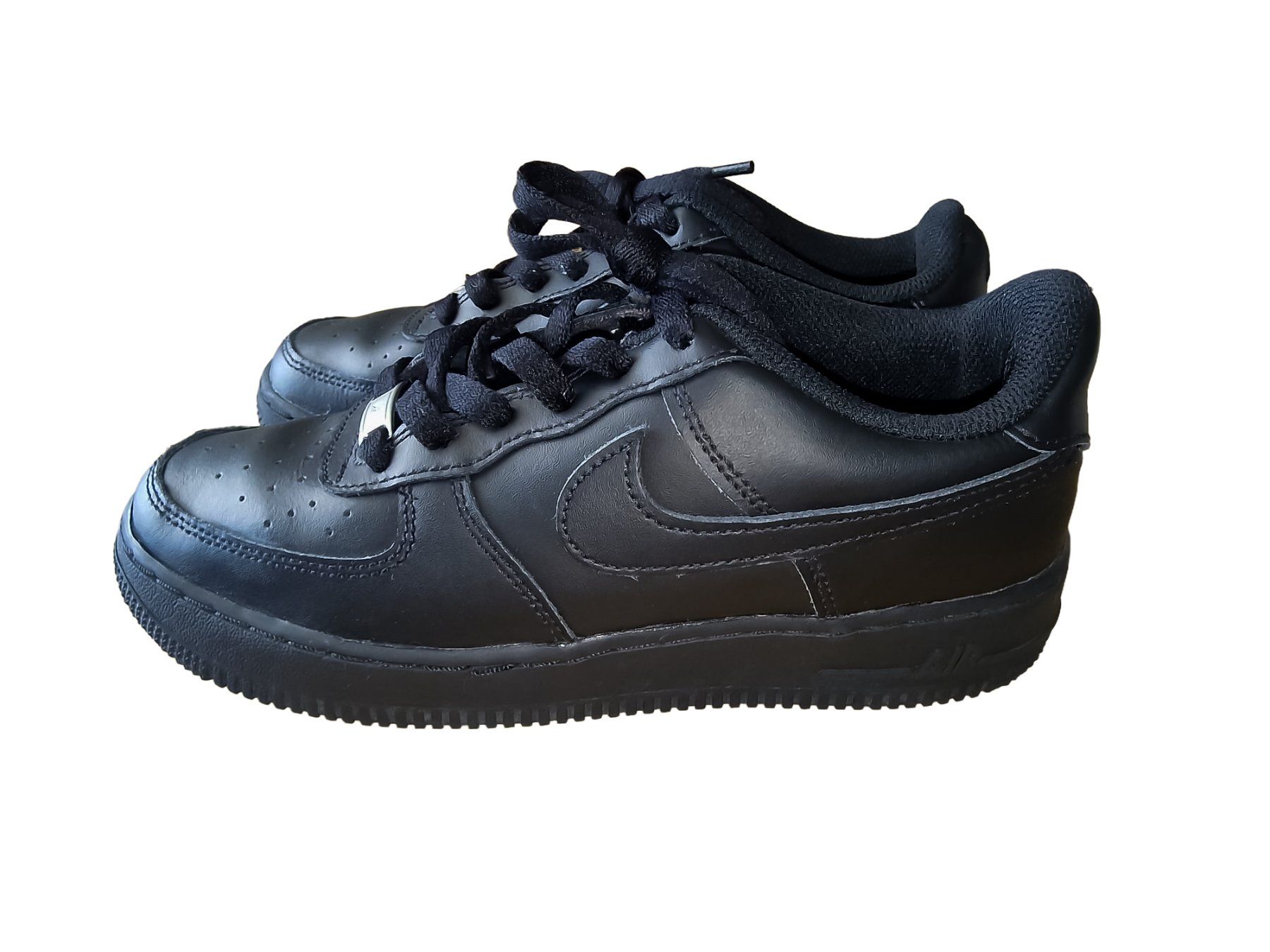 Nike Chaussures femmes: Nike Air Force 1 Grösse 39 – D'occasion à Wigoltingen par dudidu1