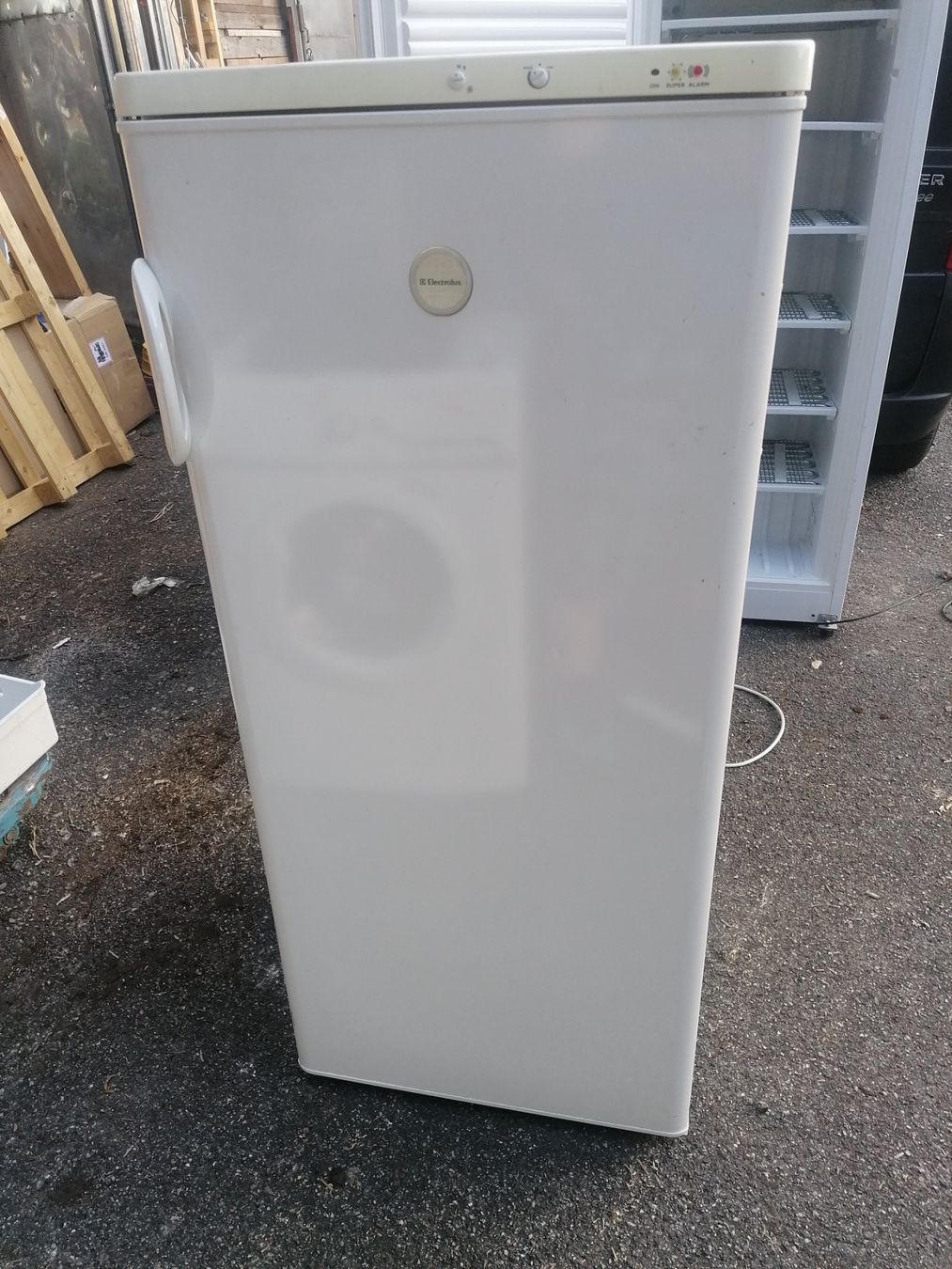 Electrolux Congelatori: Electrolux Gefrierschrank EU:6836 c.Type:B227796. – Usato da Biel / bienne venduto da Sarouch9 4