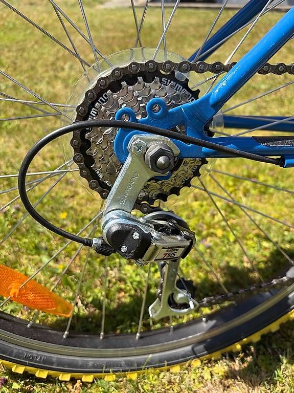 Vélos: Schönes Mountain-Bike – D'occasion à Goldach par z0rr0 3