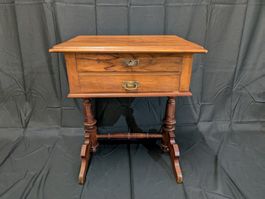 Antiker Beistelltisch Holztisch Nähtischli Vintage Upcycling