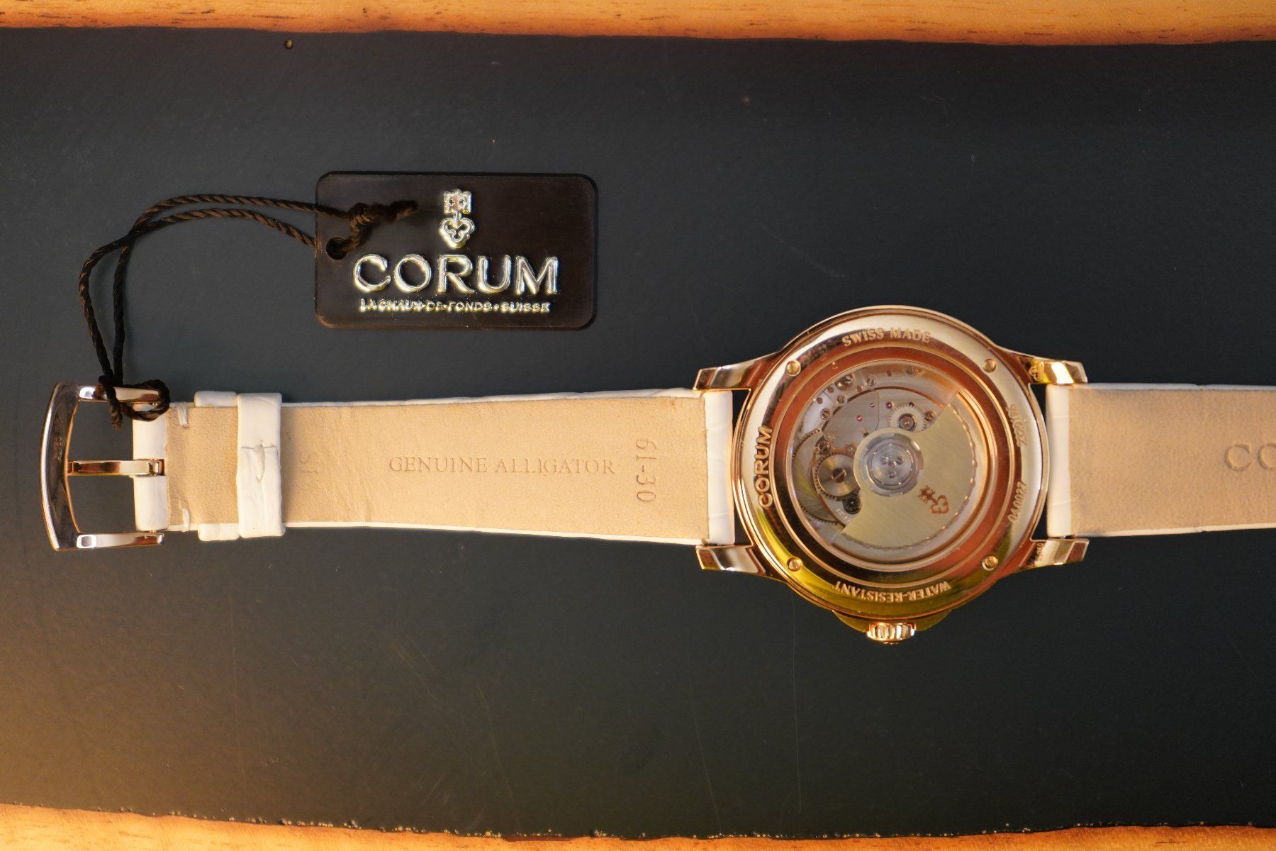 Corum Uhren: Artisans Feather 18K Gold with Diamonds full set – Neu und originalverpackt aus Zürich von MatthiasBruetsch 2