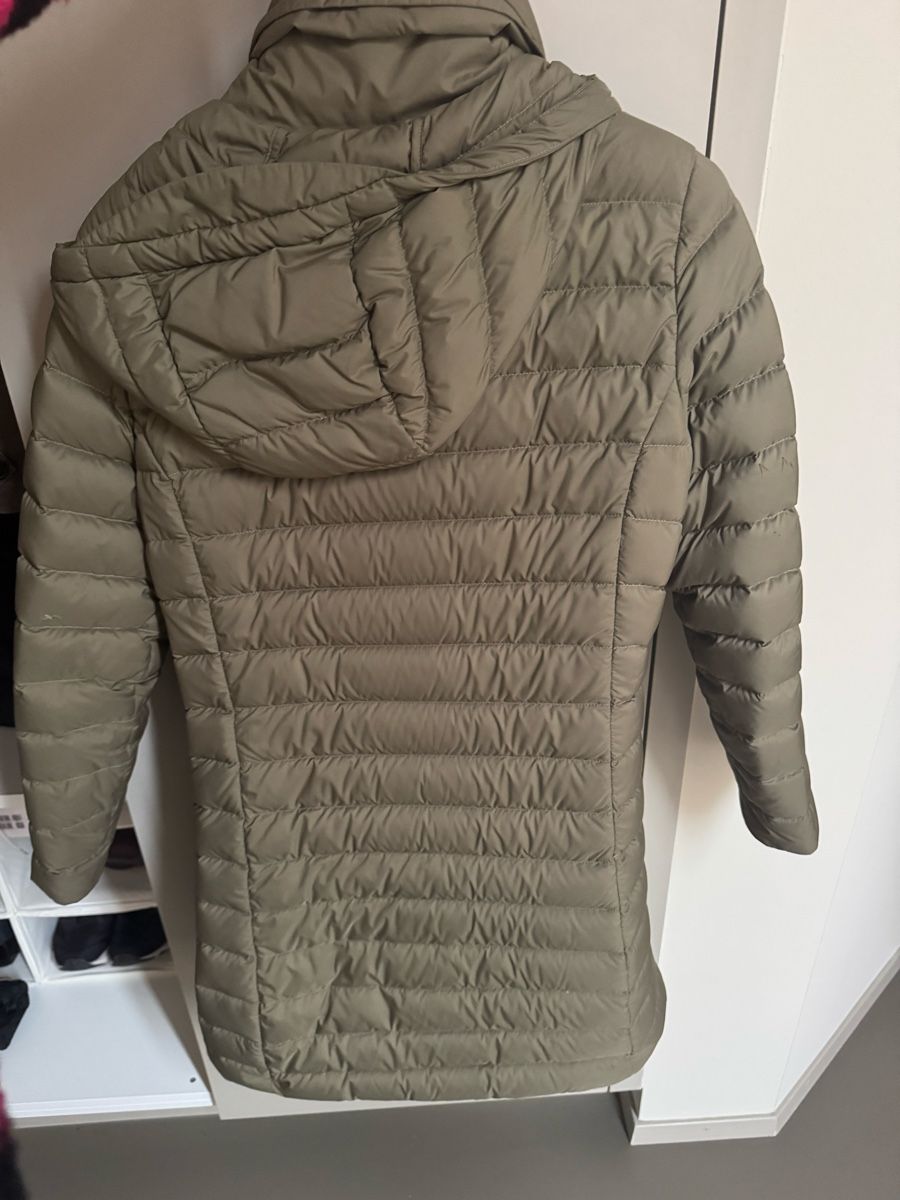 Patagonia Mäntel: Patagonia Down Puffer Jacket - Women's Small, Olive – Gebraucht aus Zürich von alieacelina 1