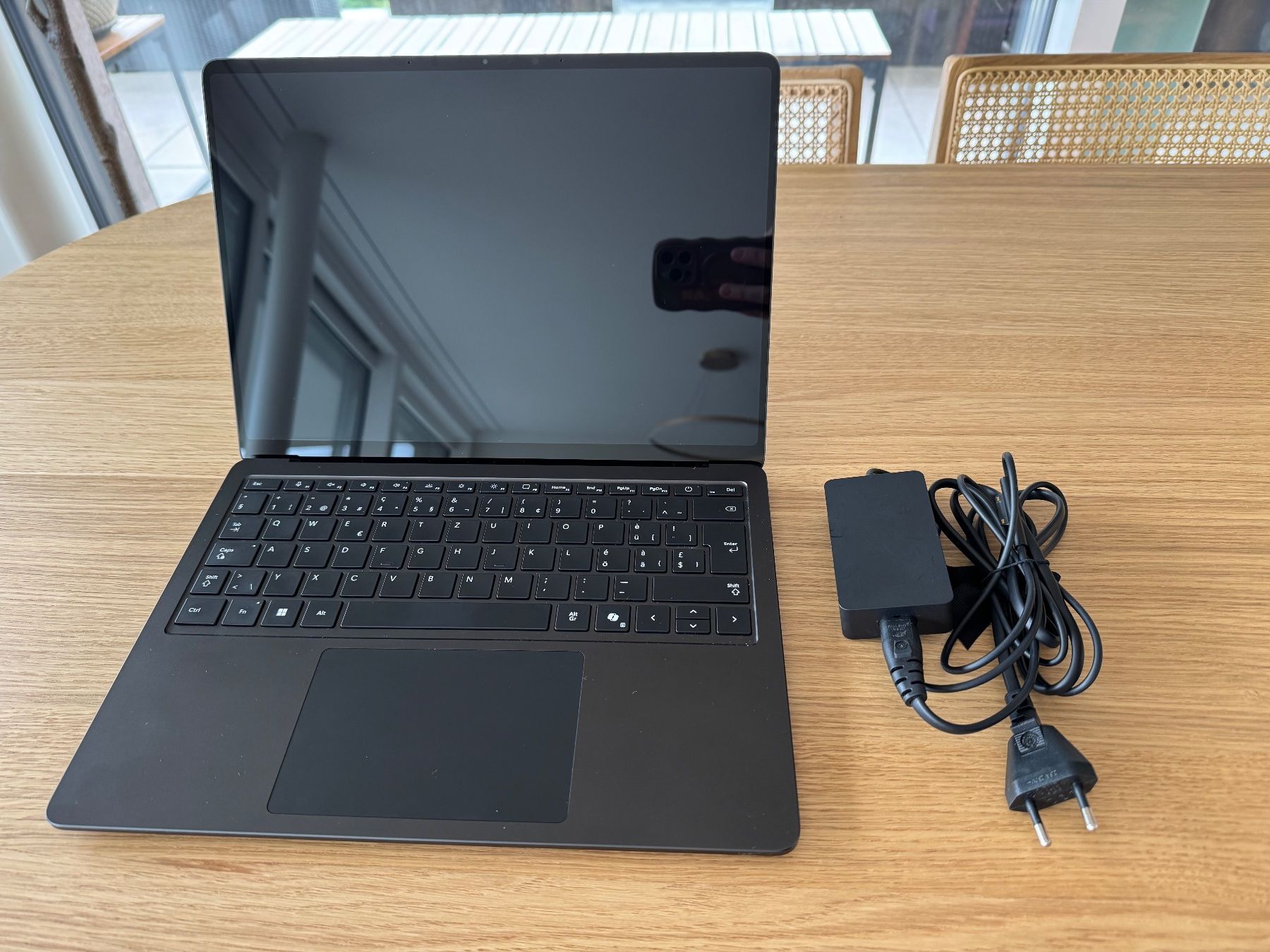 Microsoft Notebook: Microsoft Surface Laptop 13.8" Copilot+ PC · Snapdragon X El – Usato da Zürich venduto da ala_drq8 1