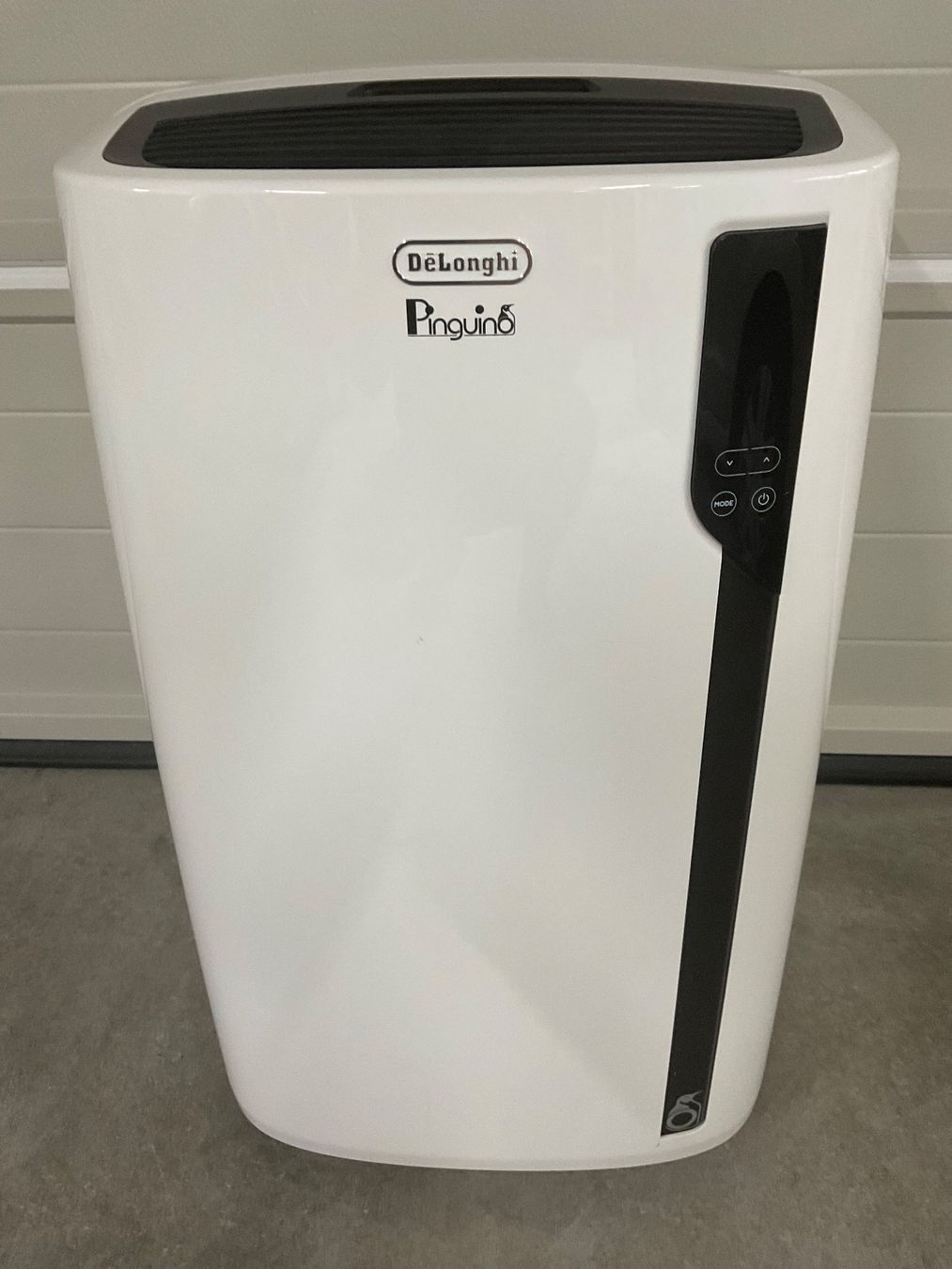De'Longhi Condizionatori: DeLonghi Pinguino PAC EL 92 Silent – Usato da Kilchberg BL venduto da Bigblock