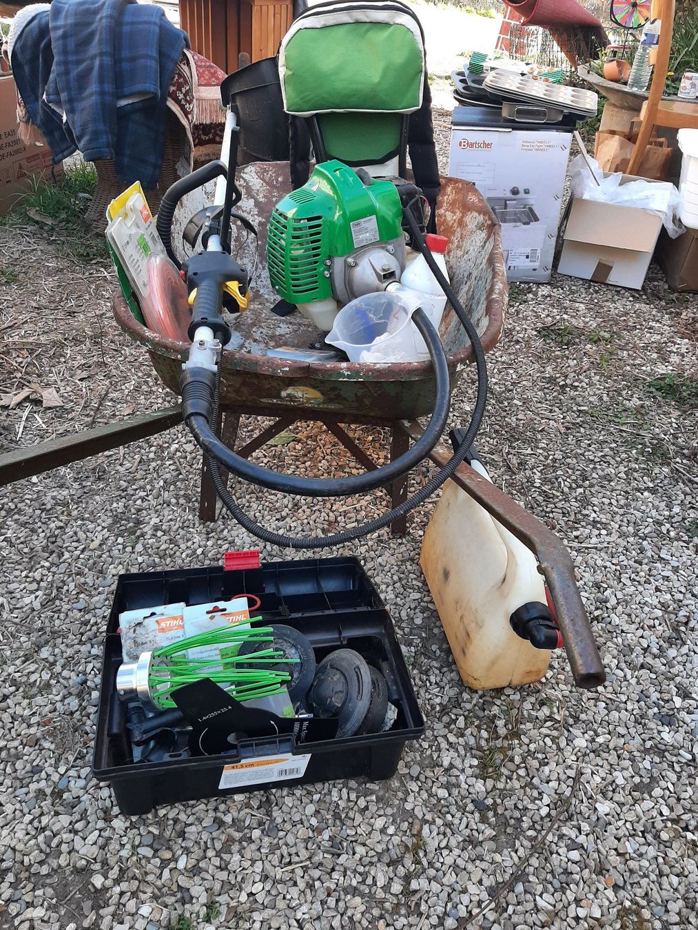 Tutte le macchine: SENSE tragbar 1.7PS, mit Zubehoer – Usato da Pfäffikon SZ venduto da Marcus_Aurilius 2