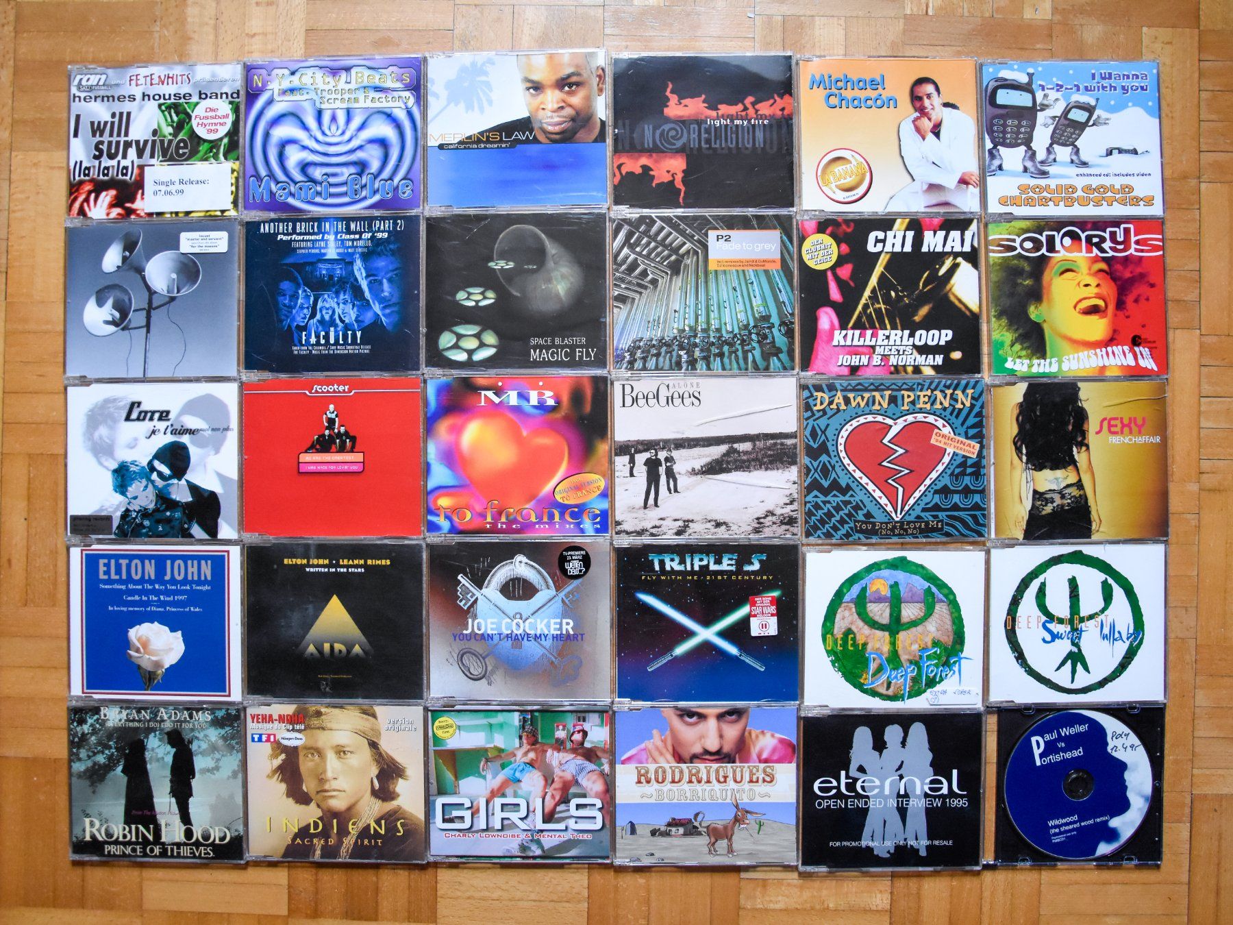 CD: Lot 30 CDs singles – Usato da Belmont-sur-Yverdon venduto da ag97