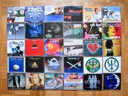 Lot 30 CDs singles