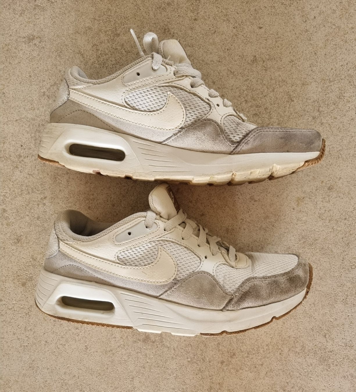 Nike Scarpe da donna: Nike Air Max Schuhe, helle Farbe, 38 – Usato da Möriken AG venduto da mohnsame2 2