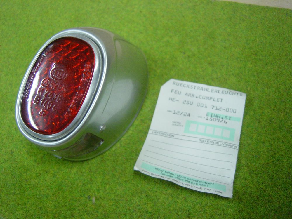 Rücklicht von Hella zu Condor A250 CH Armee | Kaufen auf Ricardo