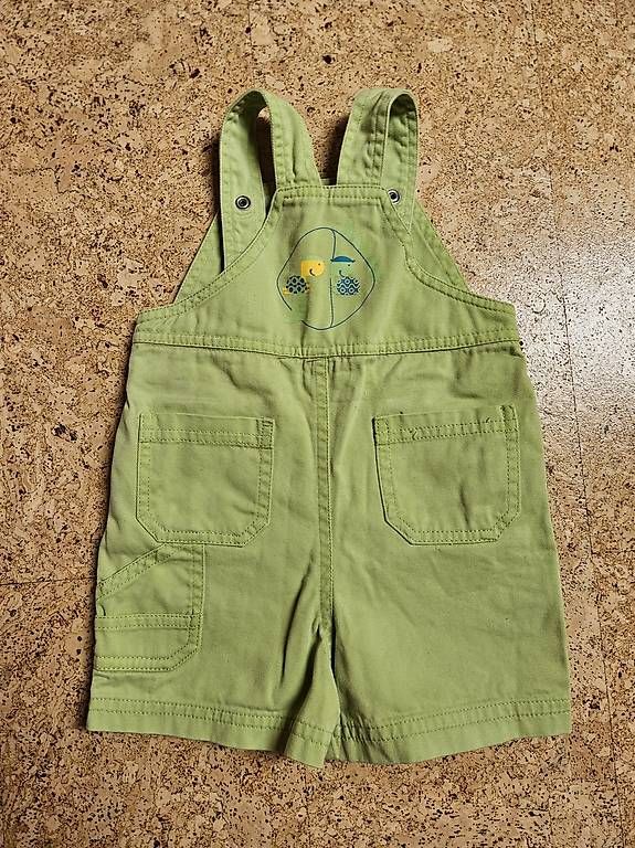 Hosen: Baby Latzhose Gr. 62 – Gebraucht aus Worb von jun_fj8w 1