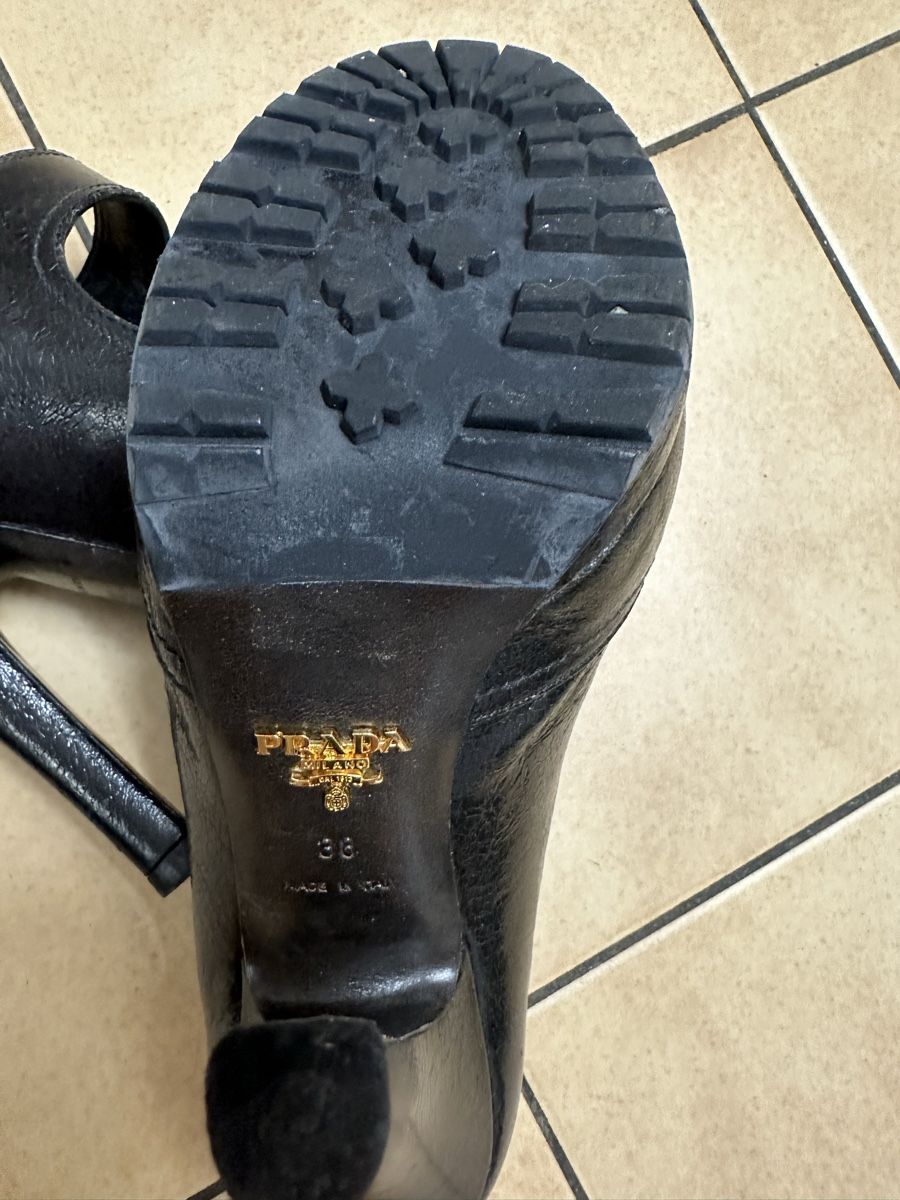 Prada Scarpe da donna: Prada Lederschuhe 38 – Usato da Zuchwil venduto da annaroos 4