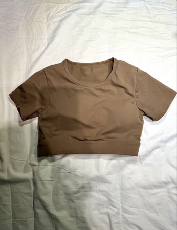 BRAUNES NVGTN SPORT CROP TOP