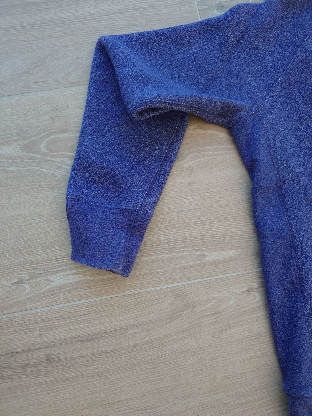 Pulls & Sweat-shirts: 2x Levi's Pulloves size M – D'occasion à Epalinges par bracelet123 6