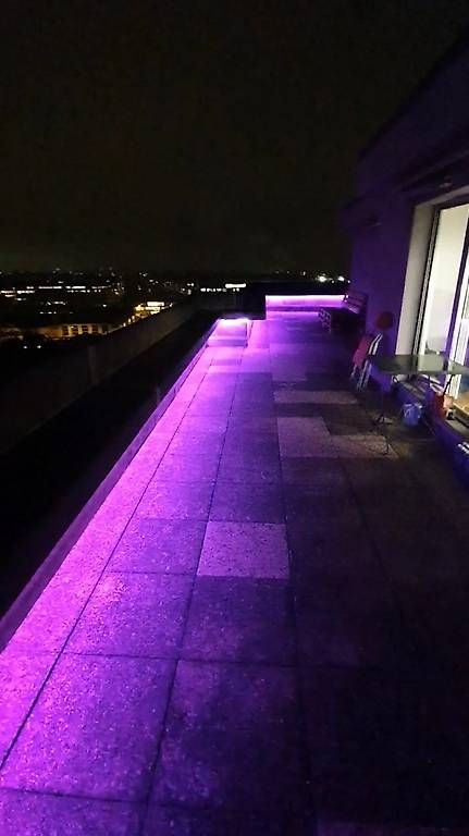 Ghirlande e barre luminose: Bande LED 30 mètre ext. – Usato da Mont-sur-Rolle venduto da Bad_Food 3