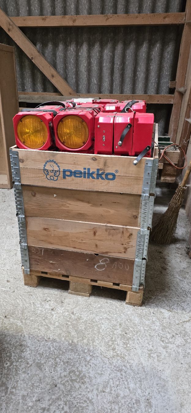 Lampade: palet voll lampen – Usato da Schaffhausen venduto da aos_hv6l 3