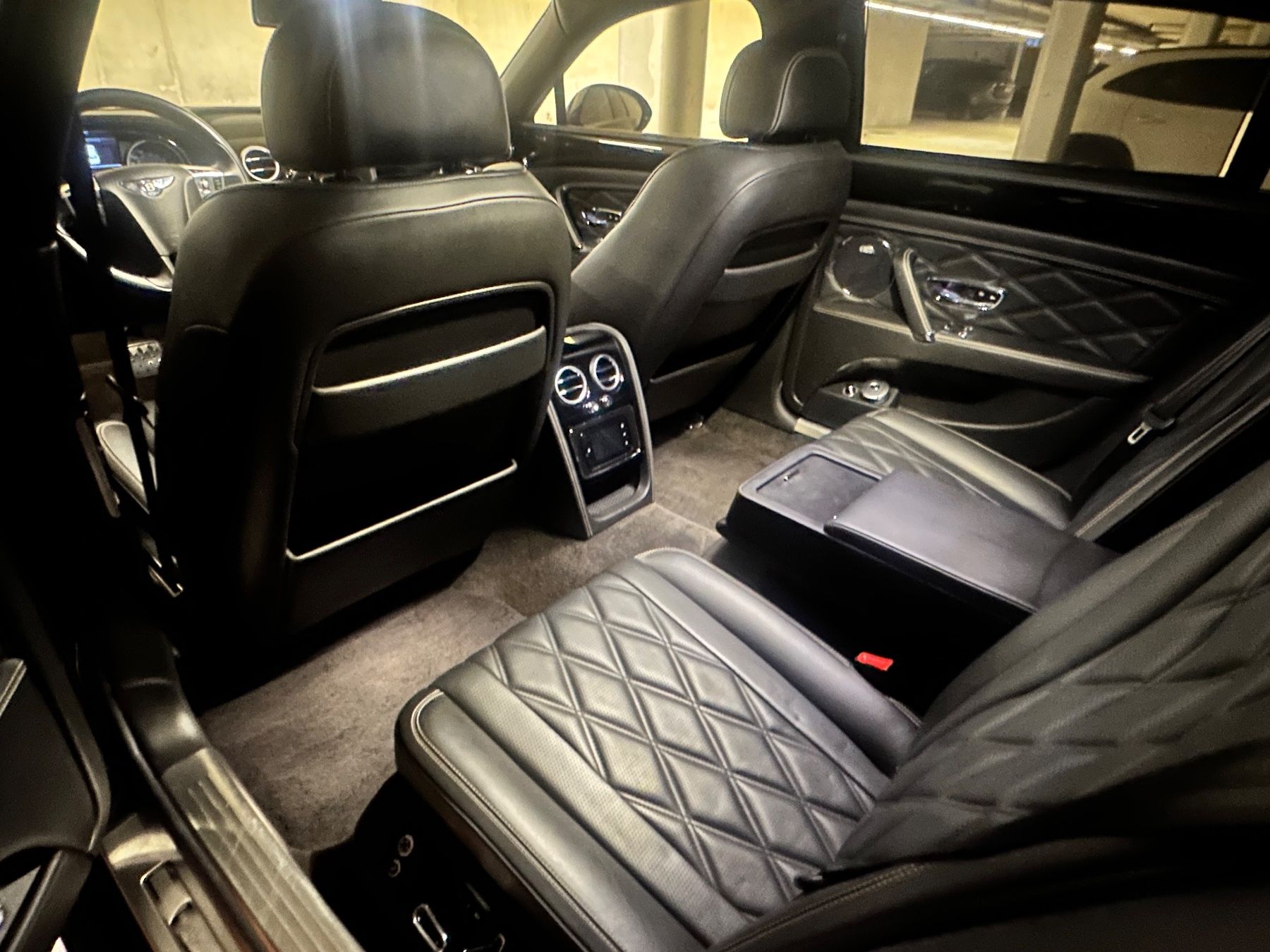 Bentley Automobili: Bentley Flying Spur – Usato da Zollikon venduto da Famaventures 6