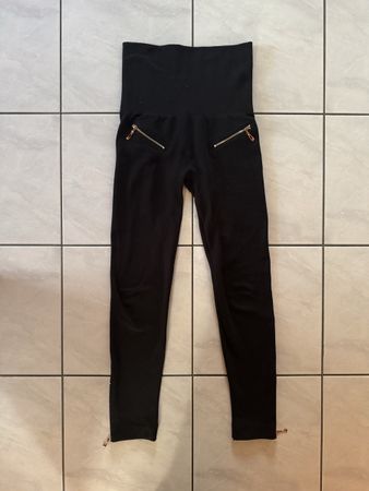 Schwarze Leggings