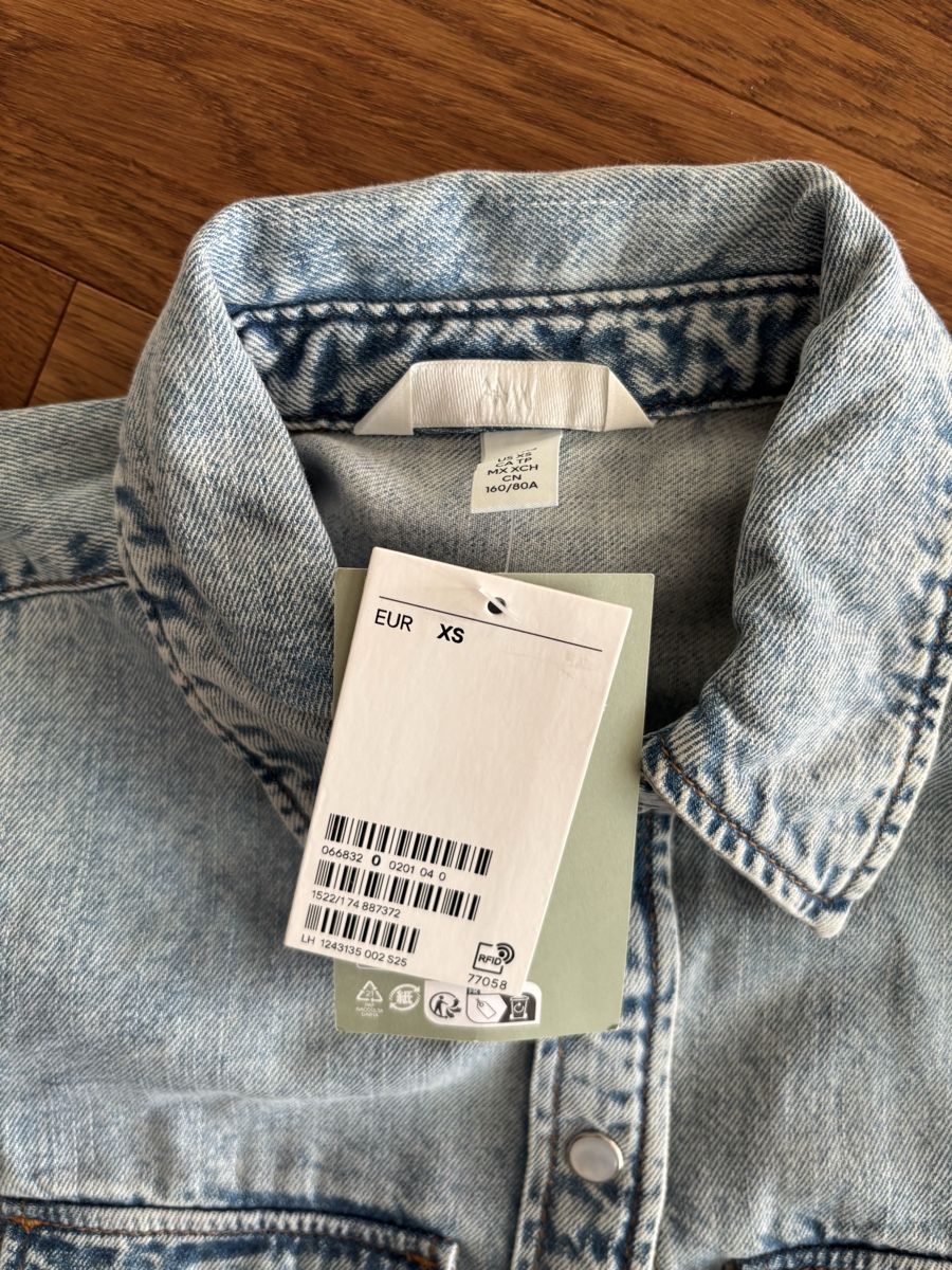 H&M Blusen: Jeanshemd XS – Neu und originalverpackt aus Buchrain von Ham2383 1