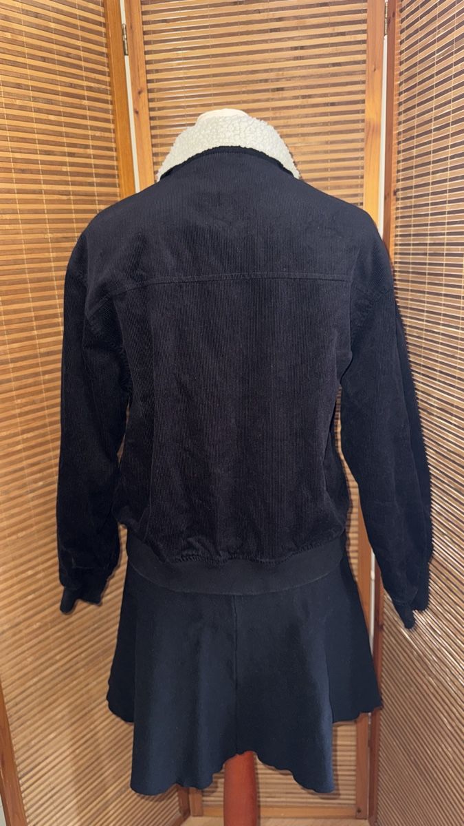 Yes Or No Giacche: Übergangsjacke Yes or No, M – Usato da Gümligen venduto da morticiaaddams 3
