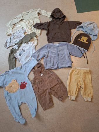 Baby Kleider Set diverse Teile in Gr. 62 bis 68 eher Jungs