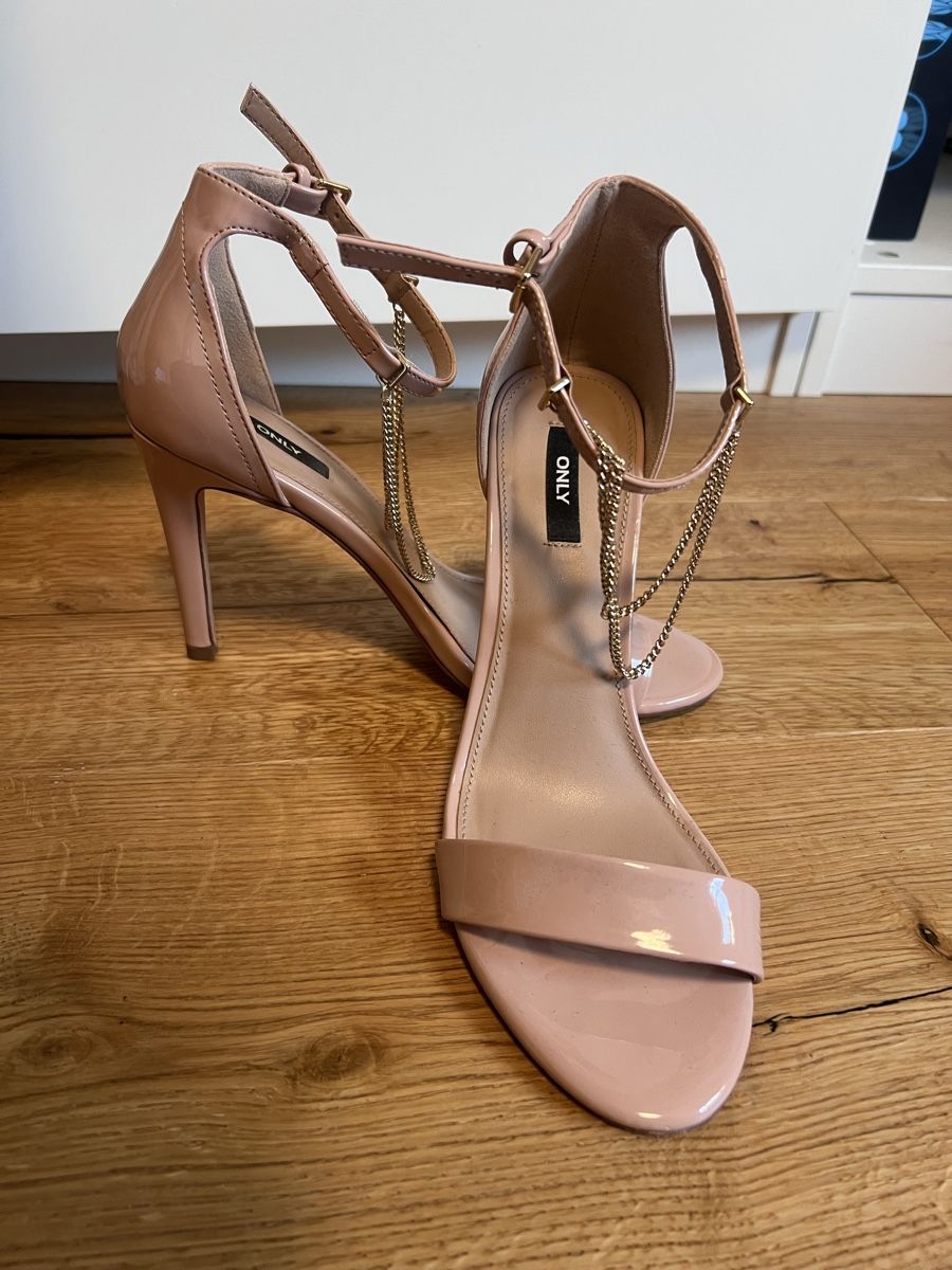 Only Chaussures femmes: High Heels – Neuf (Voir description) à Birrhard par xvsaravx. 1