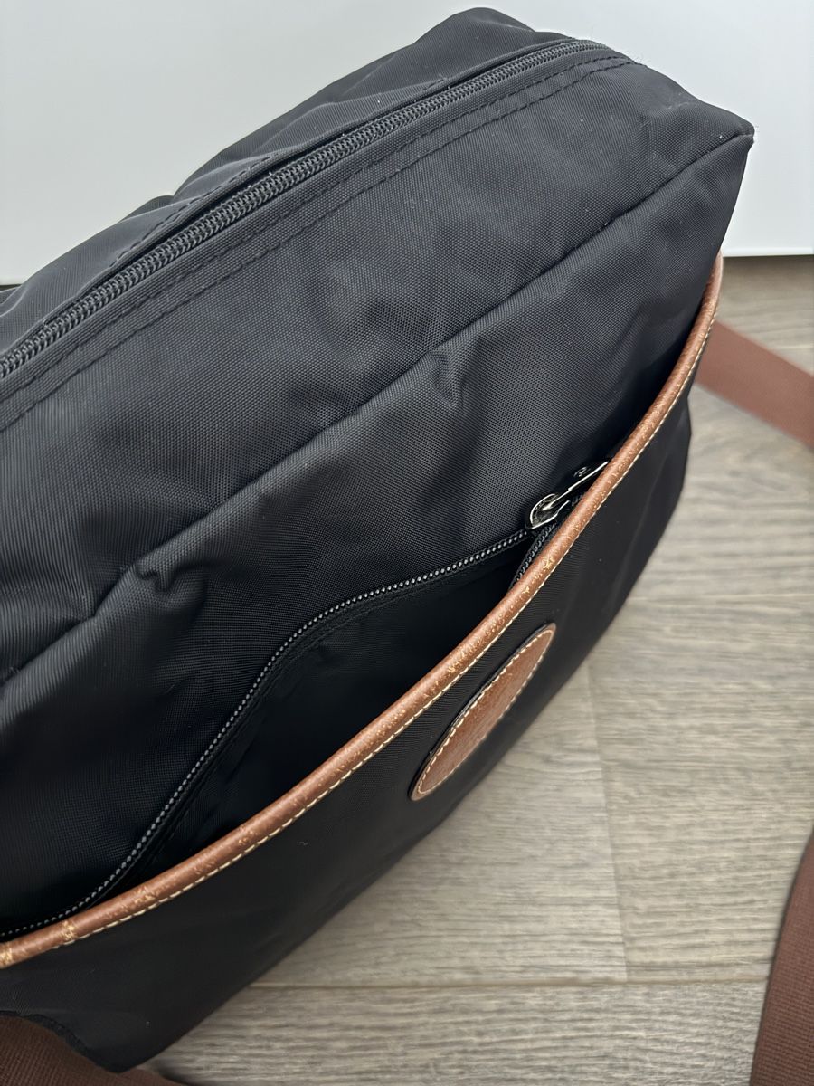 Longchamp Borse da donna: Longchamp Umhängetasche in schwarz – Usato da Grenchen venduto da servet.t 5