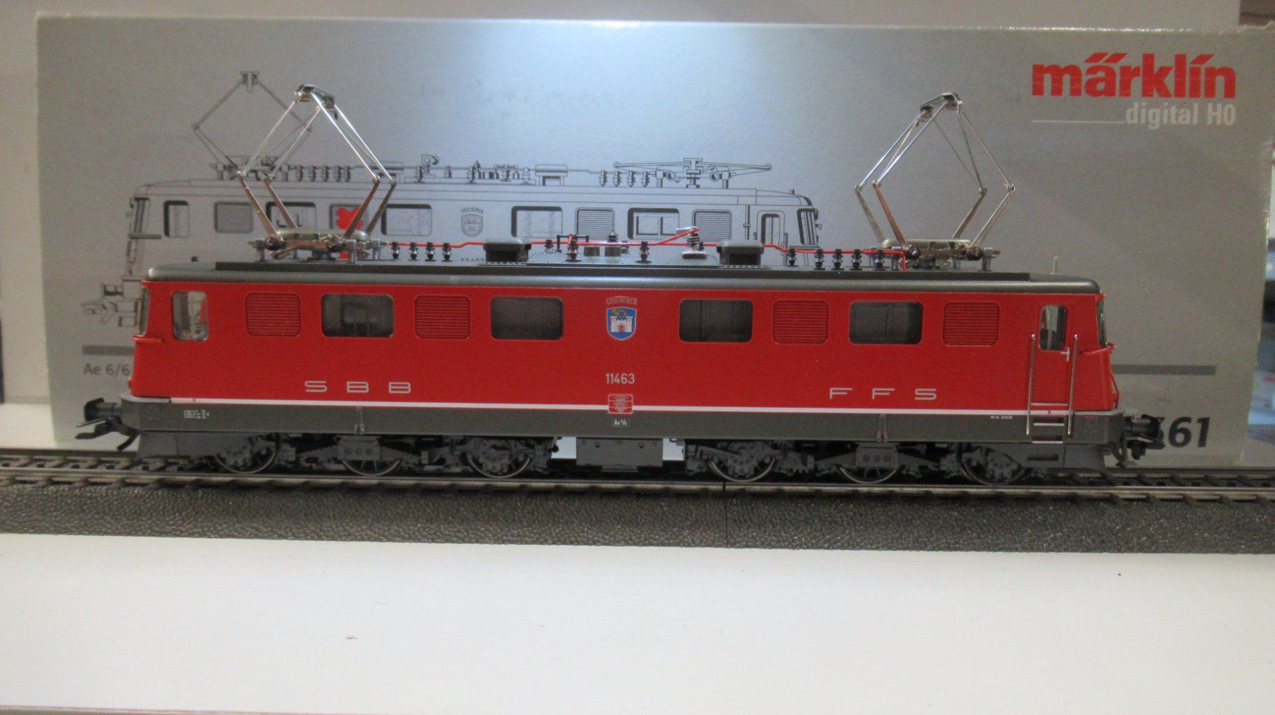 Märklin Modellini di ferrovie: Märklin Ae 6/6 "Göschenen" Digital dès 1.- – Nuovo (secondo la descrizione) da Martigny venduto da nevada98