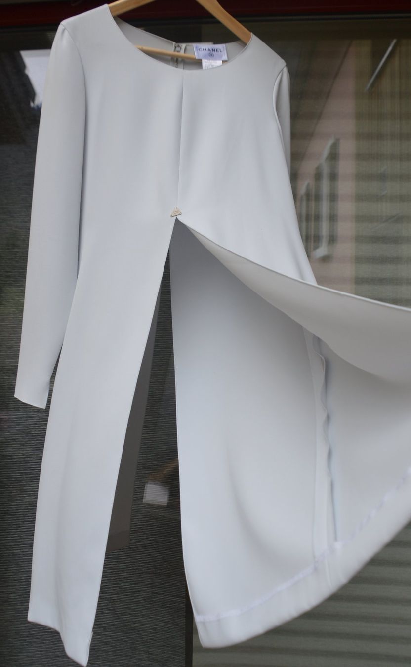 Chanel Tuniche: Chanel Tunika /  tunique .40 – Usato da Collonges venduto da Auganien