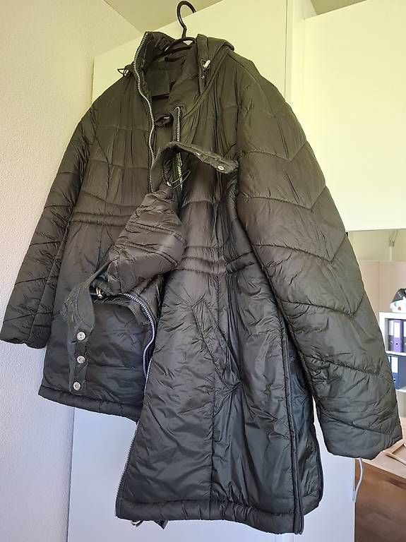 Giacche: Schwangerschafts- und Tragejacke – Usato da Grosswangen venduto da dkn12 3