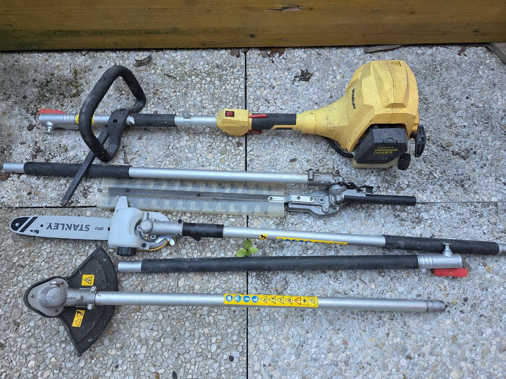 Stanley Toutes les machines: Stanley STR 4in1 Trimmer – Neuf (Voir description) à Oltingen par raebinator